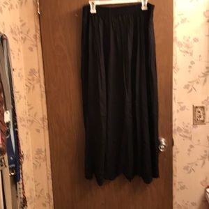 Long flowing skirt 18/20